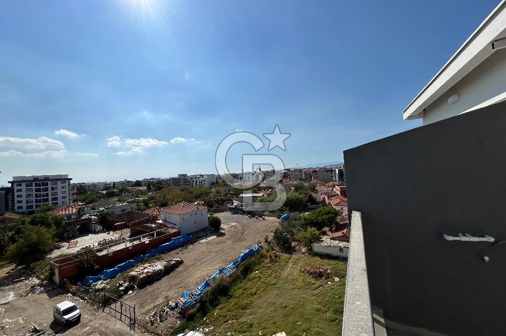 MENEMEN SEYREK TE SATILIK 1+1 ÇATI DUBLEKS DAİRE
