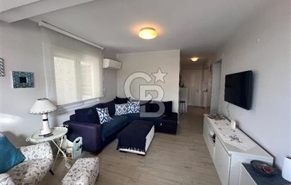 Çeşme Boyalık’ta Site İçi Denize Sıfır 2+1 Kiralık Daire