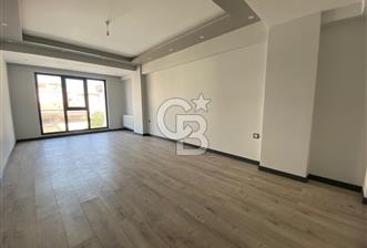 ÇANAKKALE MERKEZ BARBAROS'TA CADDE ÜZERİ SATILIK SIFIR GENİŞ 2+1 DAİRE!