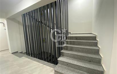 ÇANAKKALE MERKEZ KARACAÖRENDE SATILIK GENİŞ TERASLI 1+1 DAİRE!