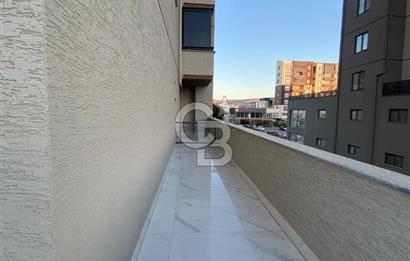 ÇANAKKALE MERKEZ KARACAÖRENDE SATILIK GENİŞ TERASLI 1+1 DAİRE!
