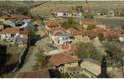 Denizli Çivril Bozdağ’da Müstakil Bağ – Yola Cepheli