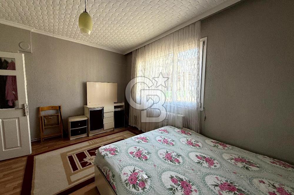 BORNOVA ÇAMDİBİ'NDE SATILIK FIRSAT DAİRE