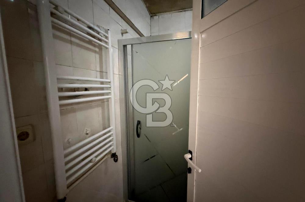 BORNOVA ÇAMDİBİ'NDE SATILIK FIRSAT DAİRE