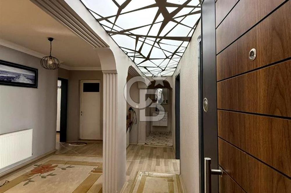 BORNOVA ÇAMDİBİ'NDE SATILIK FIRSAT DAİRE