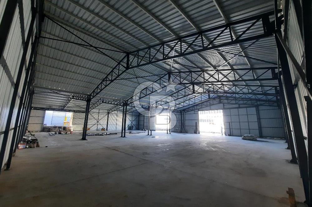 ESENYURT AKÇABURGAZ 900 M2 H:7-5.5 MT KİRALIK DEPO