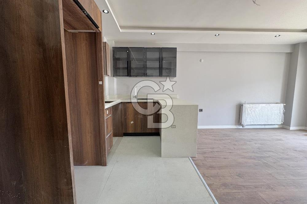 GARDEN BORNOVA SİTESİ'NDE SATILIK 1+1 HAVUZ CEPHELİ DAİRE