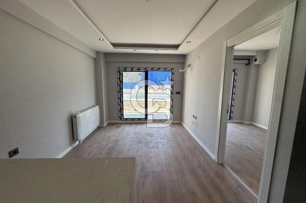 GARDEN BORNOVA SİTESİ'NDE SATILIK 1+1 HAVUZ CEPHELİ DAİRE