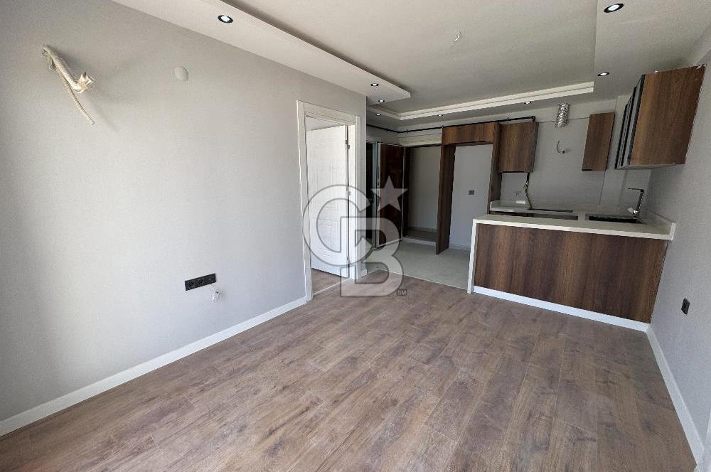 GARDEN BORNOVA SİTESİ'NDE SATILIK 1+1 HAVUZ CEPHELİ DAİRE