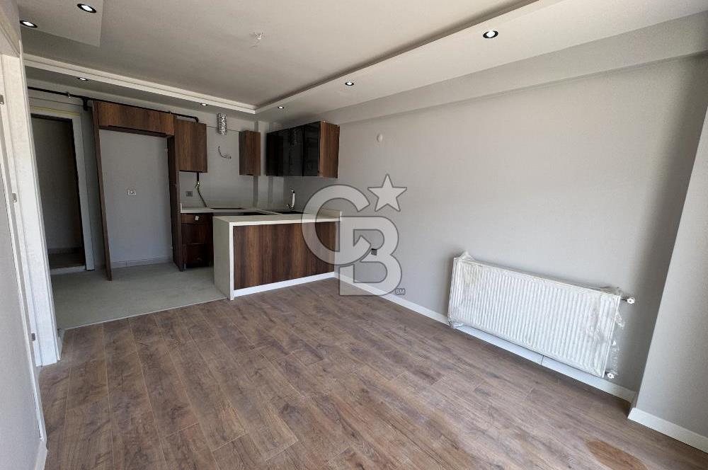 GARDEN BORNOVA SİTESİ'NDE SATILIK 1+1 HAVUZ CEPHELİ DAİRE