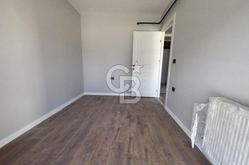 GARDEN BORNOVA SİTESİ'NDE SATILIK 1+1 HAVUZ CEPHELİ DAİRE