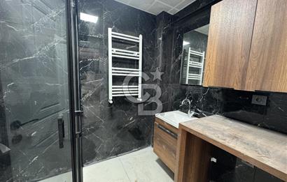 GARDEN BORNOVA SİTESİ'NDE SATILIK 1+1 HAVUZ CEPHELİ DAİRE