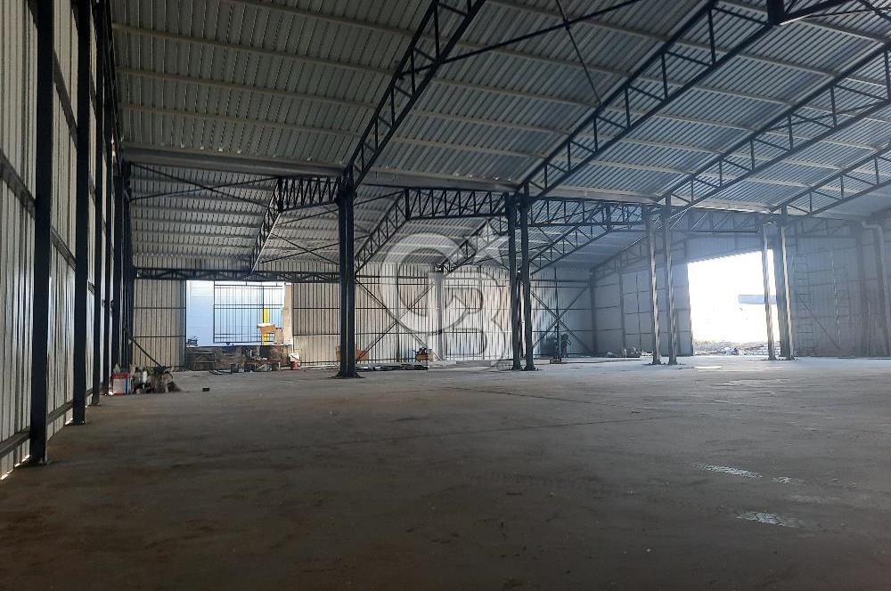 ESENYURT AKÇABURGAZ 900 M2 H:7-5.5 MT KİRALIK DEPO