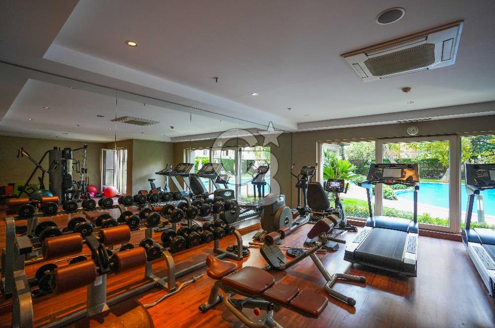 CADDEBOSTAN ÖMERPAŞA BÜYÜKHANLI RESIDENCETA SATILIK 5+1 DAİRE