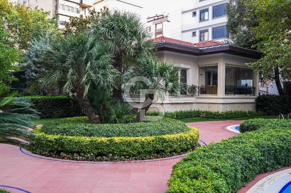 CADDEBOSTAN ÖMERPAŞA BÜYÜKHANLI RESIDENCETA SATILIK 5+1 DAİRE