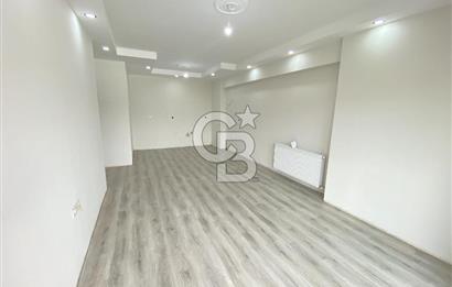 KADIKÖY'DE 0 BİNADA DAĞ MANZARALI 2+1 GENİŞ DAİRE