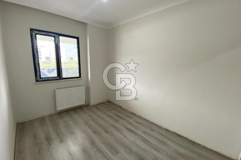 KADIKÖY'DE 0 BİNADA DAĞ MANZARALI 2+1 GENİŞ DAİRE