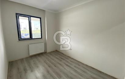 KADIKÖY'DE 0 BİNADA DAĞ MANZARALI 2+1 GENİŞ DAİRE