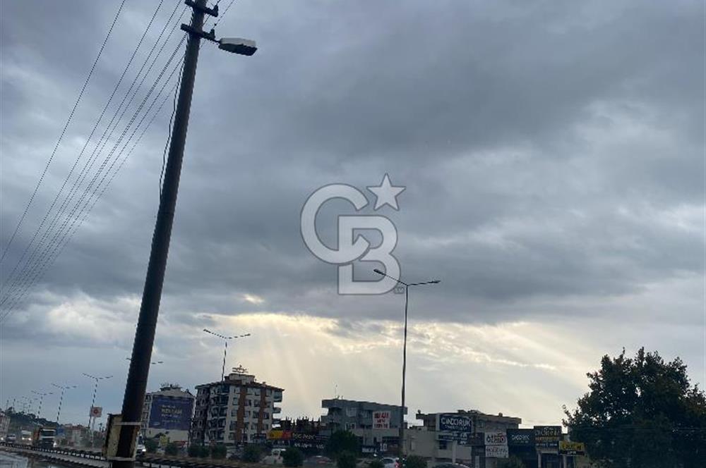 KADIKÖY'DE 0 BİNADA DAĞ MANZARALI 2+1 GENİŞ DAİRE