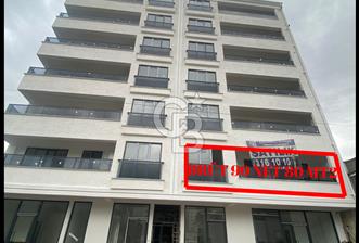 KADIKÖY'DE 0 BİNADA DAĞ MANZARALI 2+1 GENİŞ DAİRE