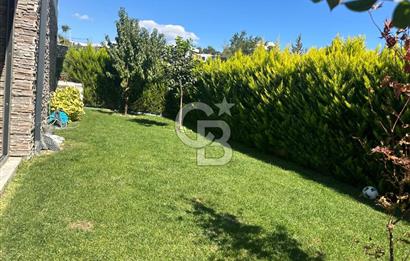 GÜMÜŞTEPE' DE SATILIK MÜSTAKİL GENİŞ 3+1 VİLLA