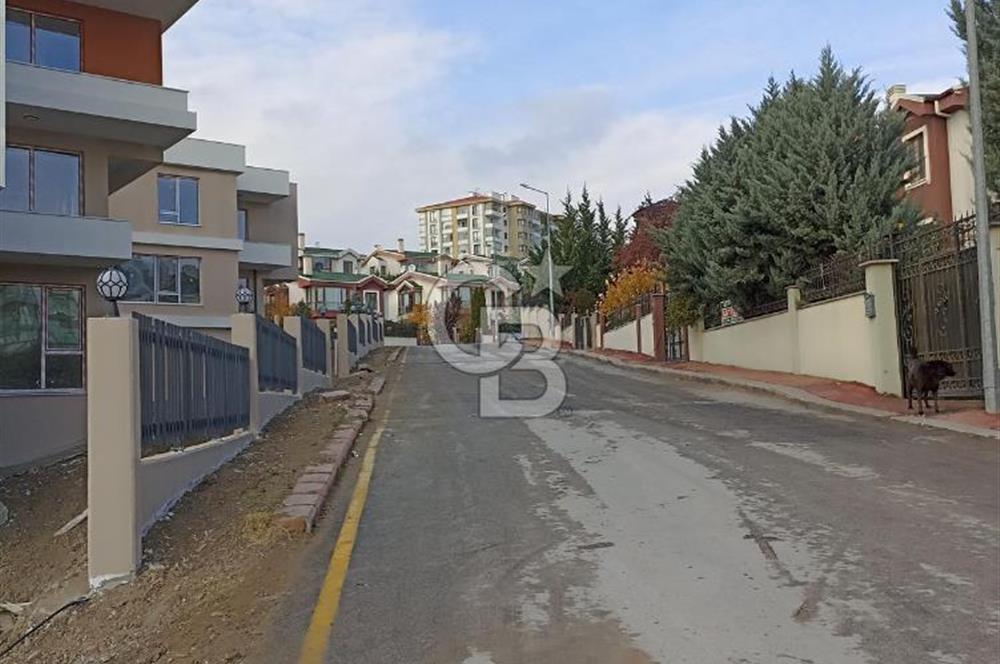 Alacaatlı da Muhteşem Konumlu Natamam İkiz Villa