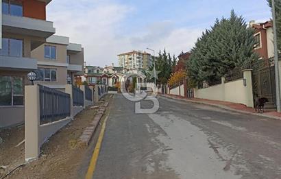 Alacaatlı da Muhteşem Konumlu Natamam İkiz Villa