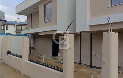 Alacaatlı da Muhteşem Konumlu Natamam İkiz Villa
