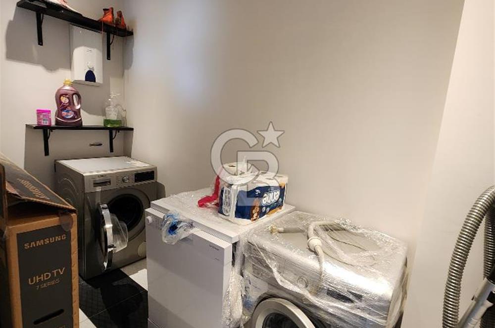Suadiye'de Prestijli Bölgede 4+1 , 210 m² katta tek daire