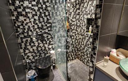 Suadiye'de Prestijli Bölgede 4+1 , 210 m² katta tek daire