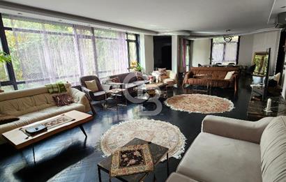 Suadiye'de Prestijli Bölgede 4+1 , 210 m² katta tek daire
