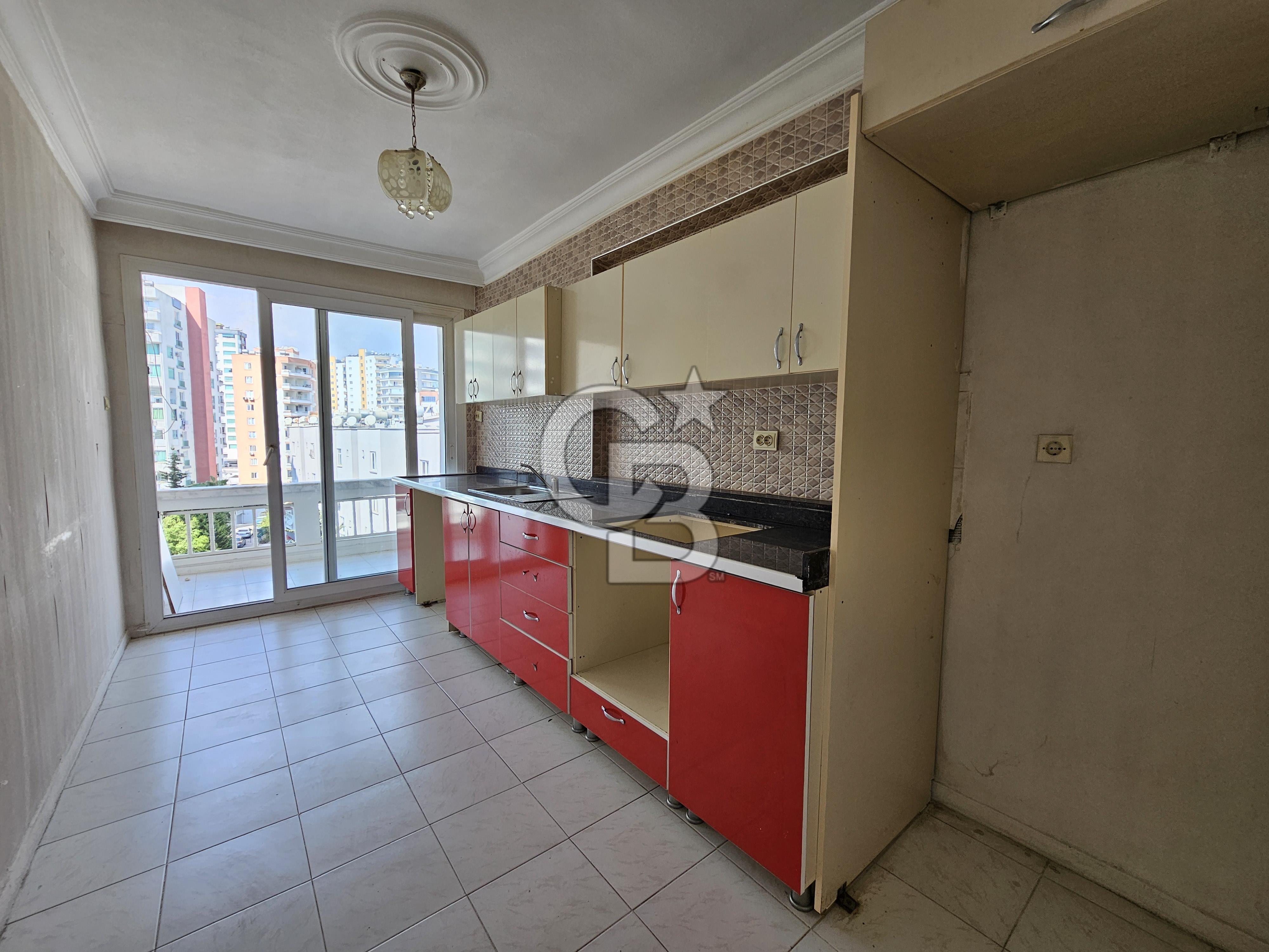 Mersin Mezitli Merkez Mah. 3+1 Kiralık Daire