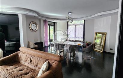 Suadiye'de Prestijli Bölgede 4+1 , 210 m² katta tek daire