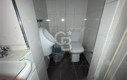 Cerrahpaşa’da Ana Cadde Üzerinde Köşe Konumlu Kiralık Şık Dükkan