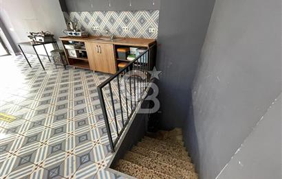 Cerrahpaşa’da Ana Cadde Üzerinde Köşe Konumlu Kiralık Şık Dükkan