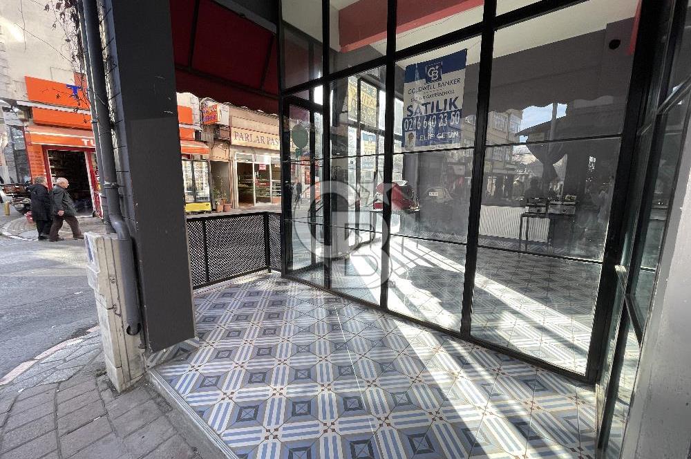 Cerrahpaşa’da Ana Cadde Üzerinde Köşe Konumlu Kiralık Şık Dükkan