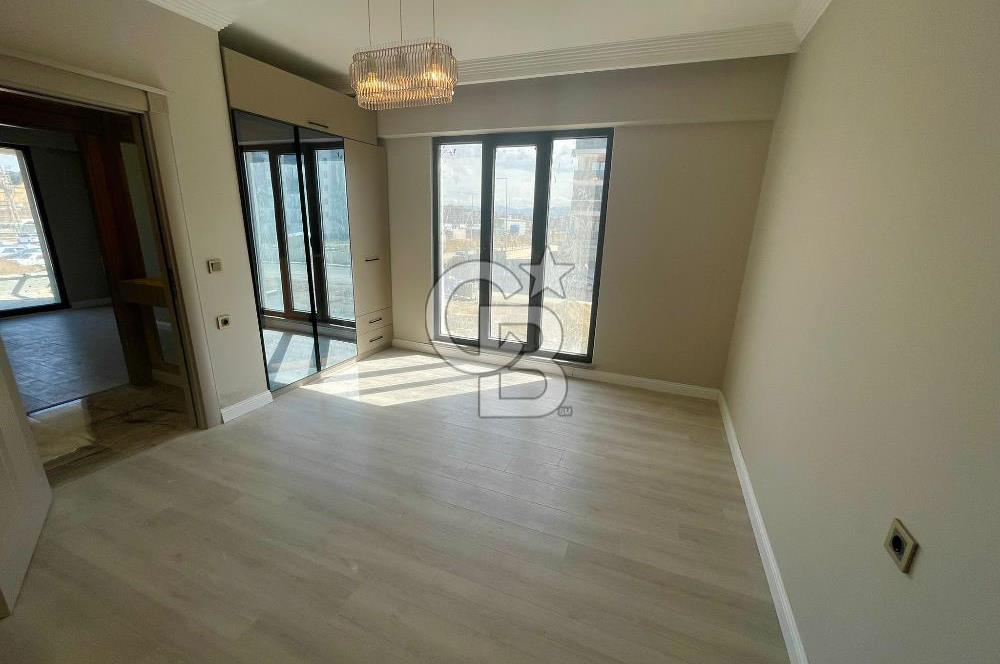ÇANAKKALE ESENLER 60 METRELİK YOLA CEPHE SATILIK LÜKS 2+1 DAİRE