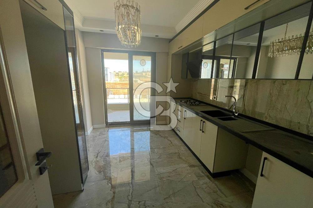 ÇANAKKALE ESENLER 60 METRELİK YOLA CEPHE SATILIK LÜKS 2+1 DAİRE