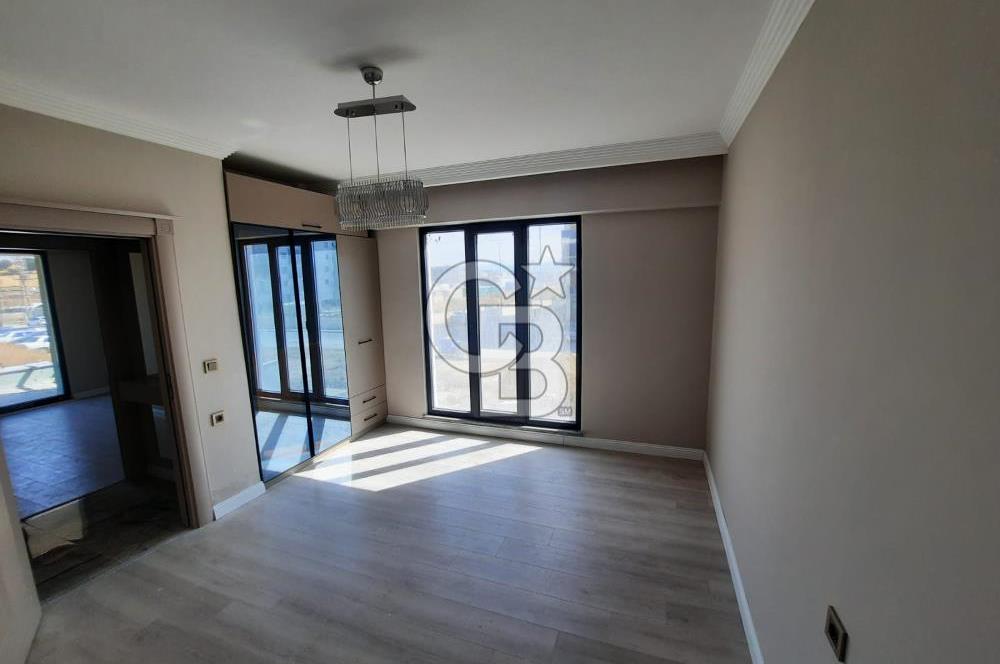 ÇANAKKALE ESENLER 60 METRELİK YOLA CEPHE SATILIK LÜKS 2+1 DAİRE
