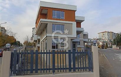 Alacaatlı'da Nakkaşevler Karşısında Natamam Tripleks Villa