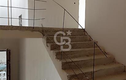 Alacaatlı'da Nakkaşevler Karşısında Natamam Tripleks Villa