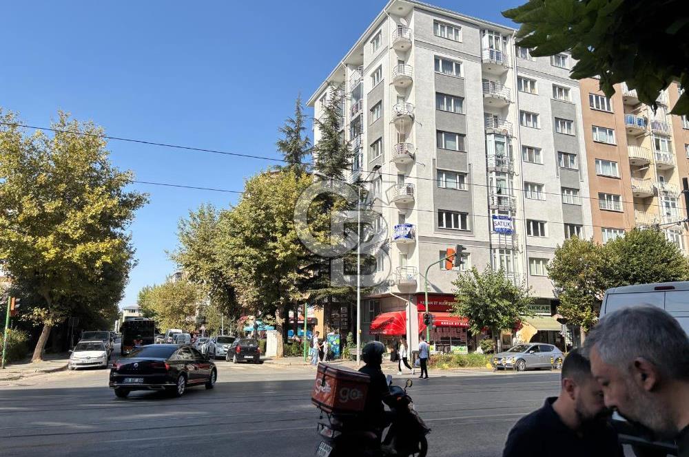 CB CITY' DEN ESKİŞEHİR VİŞNELİK MAHALLESİNDE SATILIK 3+1 DAİRE