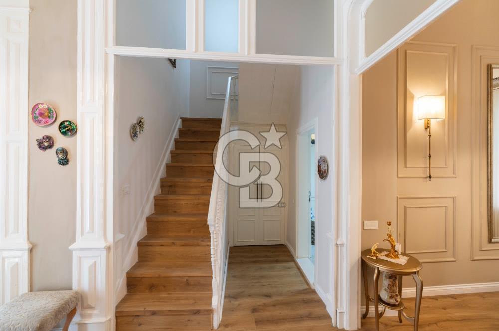 ALSANCAK'TA 5+1 SATILIK MODERN RUM EVİ