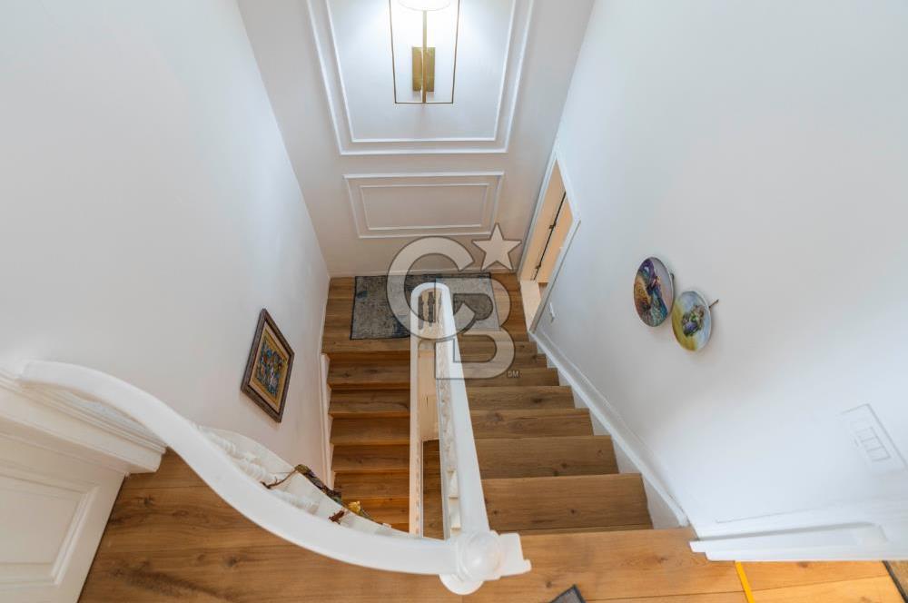 ALSANCAK'TA 5+1 SATILIK MODERN RUM EVİ