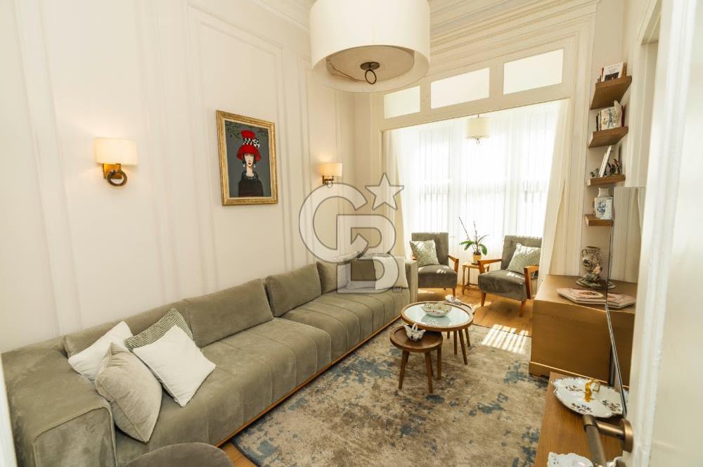 ALSANCAK'TA 5+1 SATILIK MODERN RUM EVİ