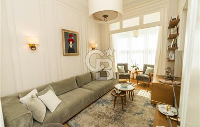 ALSANCAK'TA 5+1 SATILIK MODERN RUM EVİ