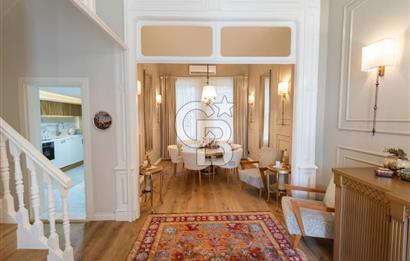 ALSANCAK'TA 5+1 SATILIK MODERN RUM EVİ