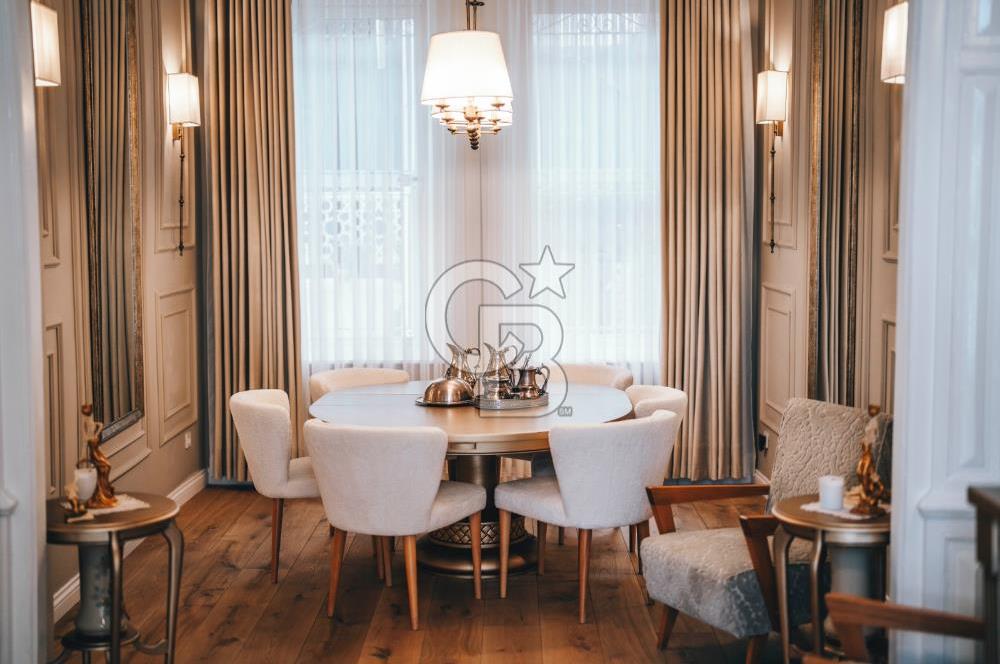 ALSANCAK'TA 5+1 SATILIK MODERN RUM EVİ