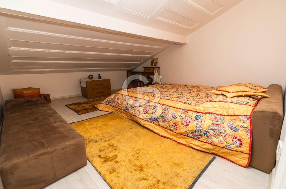 ALSANCAK'TA 5+1 SATILIK MODERN RUM EVİ