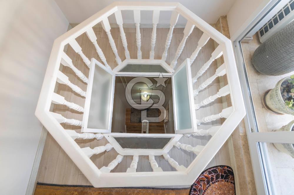 ALSANCAK'TA 5+1 SATILIK MODERN RUM EVİ